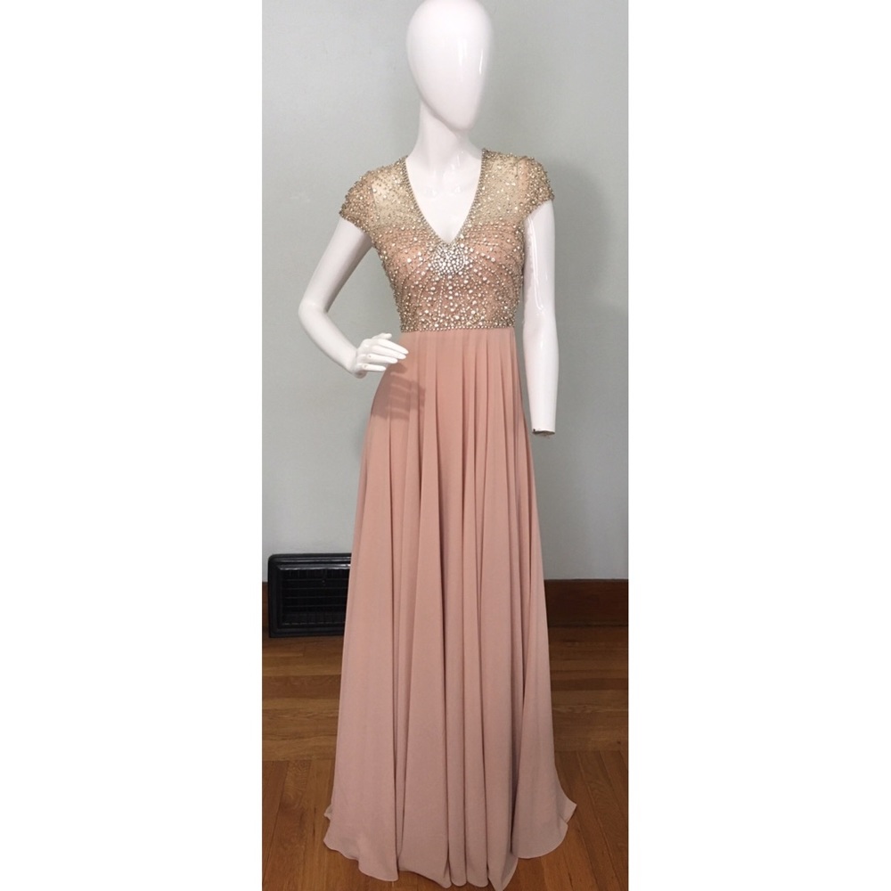 Terani Couture Evening Gown. Style- 1712M3429